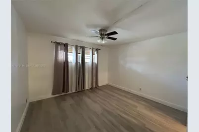 8962 S Hollybrook Blvd #202, Pembroke Pines, FL 33025 - Photo 21