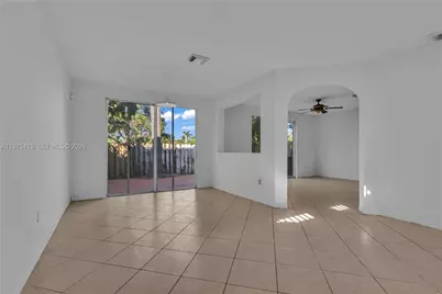 27463 SW 137th Ct #27364, Homestead, FL 33032 - Photo 11
