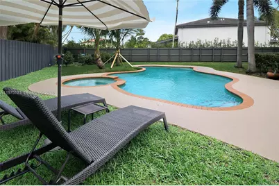 21278 SW 91st Ave, Cutler Bay, FL 33189 - Photo 5