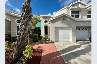 14911 SW 15th St #14911, Pembroke Pines, FL 33027 - Photo 3