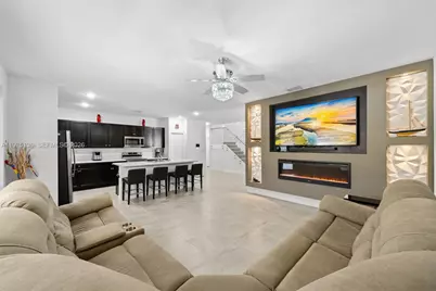 160 SE 23rd Ter, Homestead, FL 33033 - Photo 15