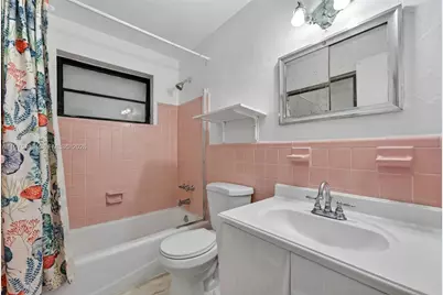 5931 NE 1st Ave, Oakland Park, FL 33334 - Photo 13