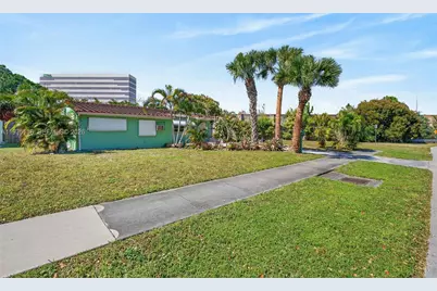 5931 NE 1st Ave, Oakland Park, FL 33334 - Photo 3