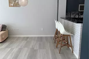 253 NE 2nd St, Miami, FL 33132 - Photo 5