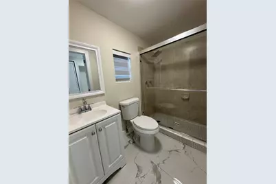 6324 E 6th Ave, Hialeah, FL 33013 - Photo 21