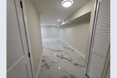 6324 E 6th Ave, Hialeah, FL 33013 - Photo 19