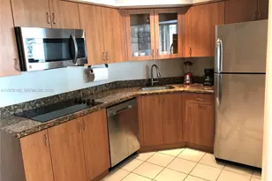 1408 Brickell Bay Dr, Miami, FL 33131 - Photo 11