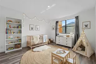 8120 Geneva Ct, Doral, FL 33166 - Photo 13