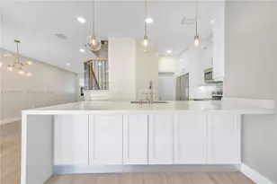 16922 SW 35th St, Miramar, FL 33027 - Photo 11