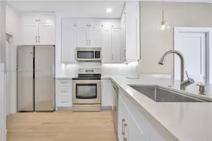 16922 SW 35th St, Miramar, FL 33027 - Photo 9