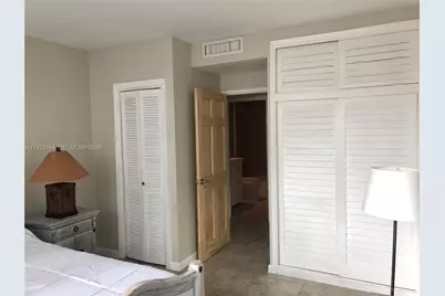 1408 Brickell Bay Dr #404, Miami, FL 33131 - Photo 17