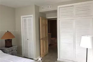 1408 Brickell Bay Dr, Miami, FL 33131 - Photo 17