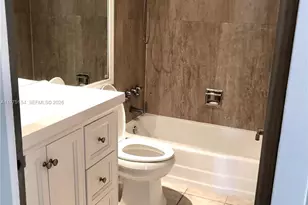 1408 Brickell Bay Dr, Miami, FL 33131 - Photo 23