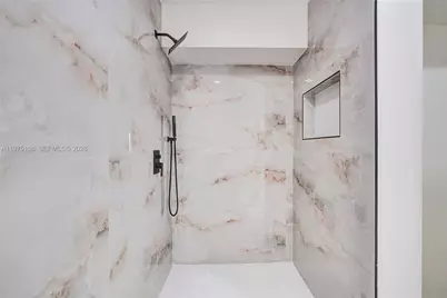 237 NE 110th Ter #237, Miami, FL 33161 - Photo 9