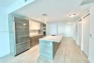 460 NE 28th St, Miami, FL 33137 - Photo 17