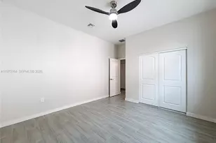 406 NW 41st St, Oakland Park, FL 33309 - Photo 19