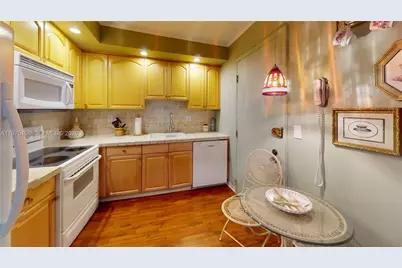 600 Three Islands Blvd #607, Hallandale Beach, FL 33009 - Photo 15