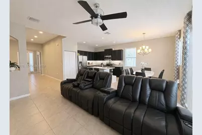 4103 NE 20th St, Homestead, FL 33033 - Photo 11