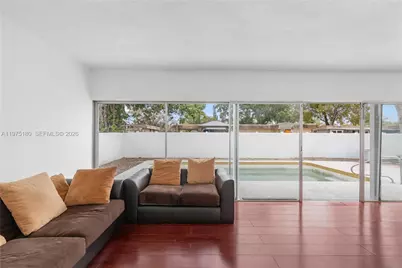 7906 NW 74th Ave, Tamarac, FL 33321 - Photo 15