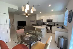 28704 SW 133rd Ct, Homestead, FL 33033 - Photo 5