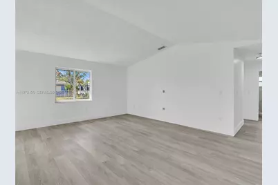 13412 SW 256th Ter, Homestead, FL 33032 - Photo 9