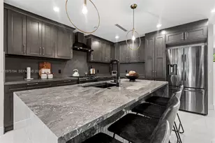 14412 Rosewood Rd, Miami Lakes, FL 33014 - Photo 15