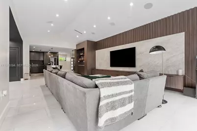 14412 Rosewood Rd, Miami Lakes, FL 33014 - Photo 25