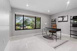14412 Rosewood Rd, Miami Lakes, FL 33014 - Photo 43
