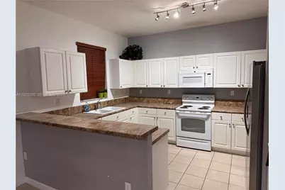 12821 SW 135th St, Miami, FL 33186 - Photo 3