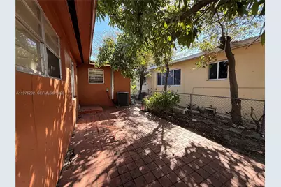 313 NE 57th St #313, Miami, FL 33137 - Photo 13