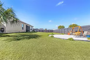 9032 Meadow Cir, Labelle, FL 33935 - Photo 3