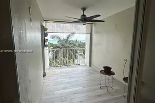 6450 Collins Ave, Miami Beach, FL 33141 - Photo 15