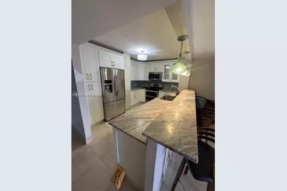 6450 Collins Ave #405, Miami Beach, FL 33141 - Photo 7