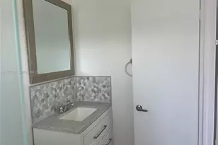 5909 NW 67th Ave, Tamarac, FL 33321 - Photo 17