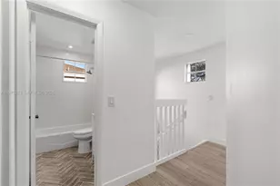 20775 NW 1st St, Pembroke Pines, FL 33029 - Photo 15