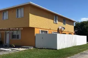 43 NE 12th Ave, Homestead, FL 33030 - Photo 1