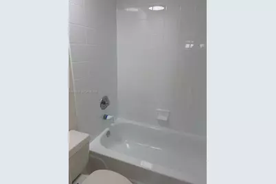 2351 Douglas Rd #1005, Miami, FL 33145 - Photo 9