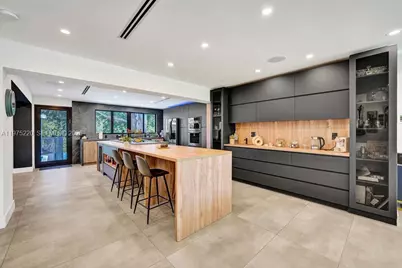 4660 SW 37th Ave, Dania Beach, FL 33312 - Photo 15