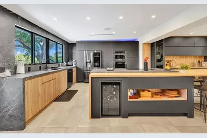 4660 SW 37th Ave, Dania Beach, FL 33312 - Photo 7