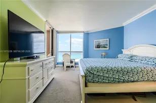 6767 Collins Ave, Miami Beach, FL 33141 - Photo 11