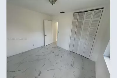 1763 Lauderdale Manor Dr #0, Fort Lauderdale, FL 33311 - Photo 9