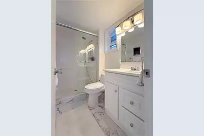 541 Blue Heron Dr #201, Hallandale Beach, FL 33009 - Photo 7