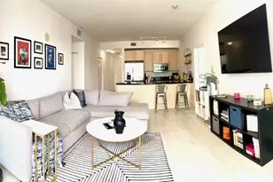 79 SW 12th St, Miami, FL 33130 - Photo 7