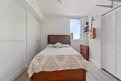 244 Biscayne Blvd #2410, Miami, FL 33132 - Photo 15