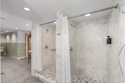 244 Biscayne Blvd #2410, Miami, FL 33132 - Photo 31