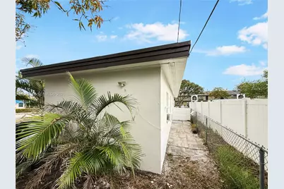 1625 S Federal Hwy, Lake Worth, FL 33460 - Photo 9