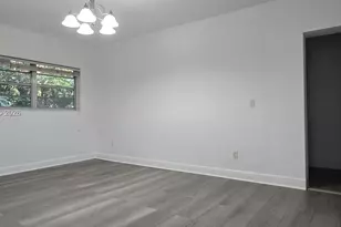 10110 W Bay Harbor Dr, Bay Harbor Islands, FL 33154 - Photo 9