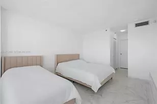 4101 Pine Tree Dr, Miami Beach, FL 33140 - Photo 13
