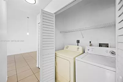 7570 NW 173rd Ln, Hialeah, FL 33015 - Photo 21