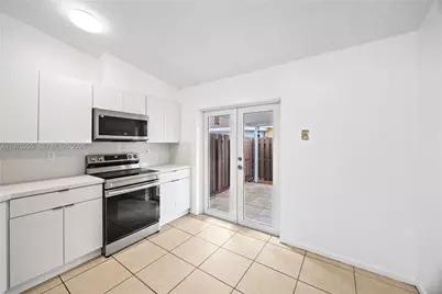 7570 NW 173rd Ln, Hialeah, FL 33015 - Photo 15